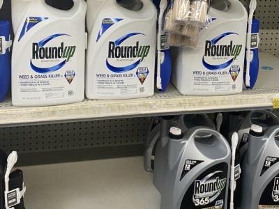 Kolejne stany USA wprowadzają prawo chroniące producentów pestycydów przed pozwami. Czy to ochroni Bayer?