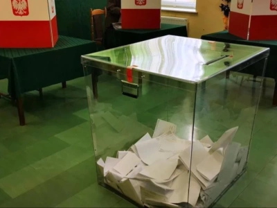 Wybory prezydenckie 2025: PKW podała dane o frekwencji w II turze na godz. 17