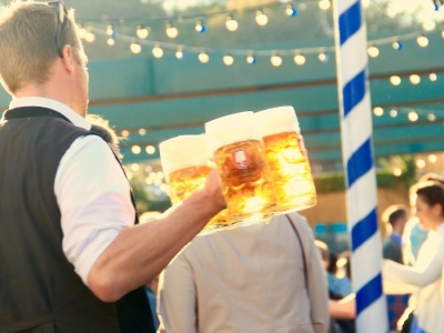 Niemcy ustalili nowe ceny na Oktoberfest. Stawki zaskakują