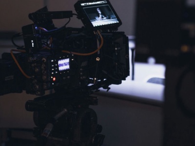 Filmowcy zaskakują pomysłowością. Zgadnij ile potrzeba iPhone'ów do jednej sceny