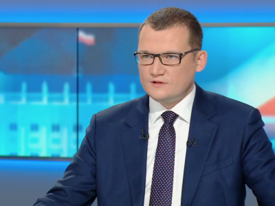 Szefernaker: Polacy pokazali Tuskowi czerwoną kartkę