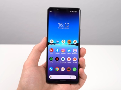 Sony zmienia strategię. Smartfony wyprodukuje ktoś inny