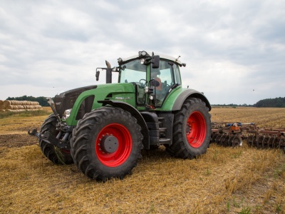 Premia dla młodego rolnika 2025 – ARiMR rozdaje aż 811 mln zł!