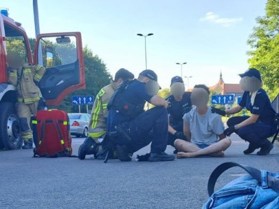 27-latek chciał skoczyć z okna. Dramatyczna akcja policji na osiedlu Podleśna w Olsztynie