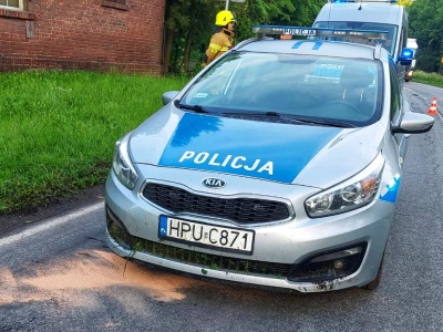 Pościg za Volkswagenem. Radiowóz został uszkodzony