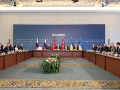 Kolejna runda negocjacji Rosja – Ukraina trwała godzinę. „Pajęczyna” bombardowała pod Irkuckiem