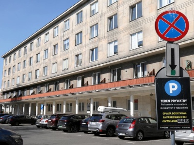 Wspólnoty mieszkaniowe mają nowy pomysł. Parking tylko dla właścicieli mieszkań
