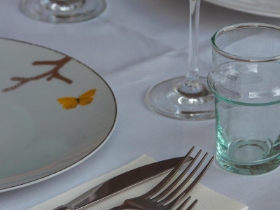 Sztućce codziennego użytku w gastronomii – modele o wysokiej rotacji