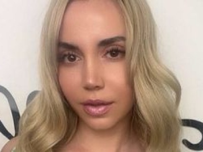 Marianna Schreiber pokazała zdjęcie sprzed 10 lat. Majstrowanie przy twarzy wyszło jej na dobre?