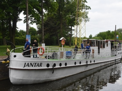 Jantar wrócił do domu [ Społeczeństwo ]
