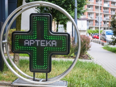 Apteka to nie szpital czy przychodnia. Orzeczenie: podatek musi być wyższy