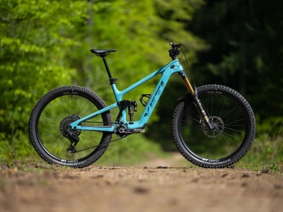Lekki eMTB z nowym silnikiem TQ HPR60. Yeti oferuje więcej mocy i mniej kompromisów
