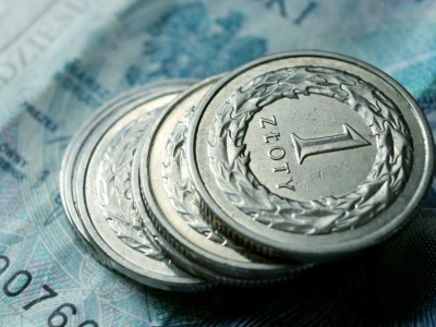 Kurs euro powyżej 4,29, dolar blisko 3,77. Inwestorzy nerwowo wyczekują RPP