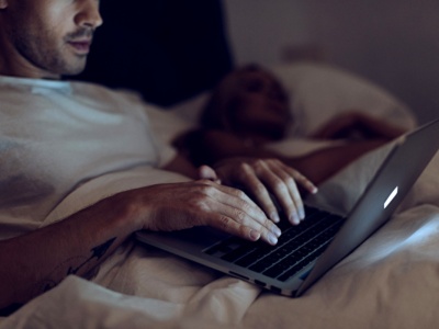 Francuzi nie obejrzą już porno? Szykuje się wojna. A może rewolucja?