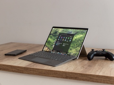 Laptop Microsoftu jest teraz 1700 zł tańszy. Operator odpalił promocję
