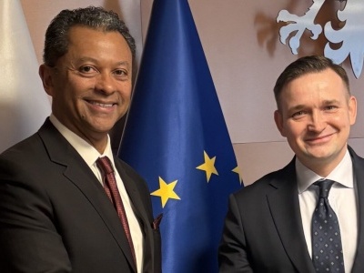 Ponad miliard zł rządowego wsparcia dla budowy zakładu Ascend Elements w Polsce