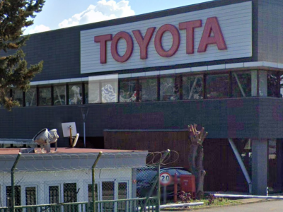 Toyota wykupuje akcję spółki-córki za 33 mld USD