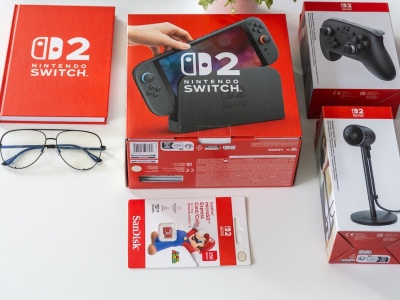 Mega unboxing Nintendo Switch 2: kamera, nowy pad i toster