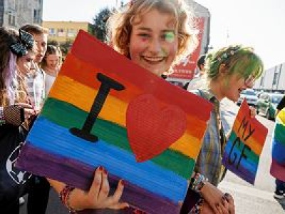 Tęczowa mapa Europy pokazuje poziom równouprawnienia osób LGBTI. W rankingu Polska nawet za Węgrami