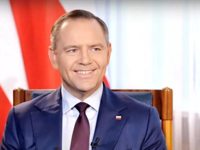 Wywiady z Karolem Nawrockim: milion widzów więcej w Republice niż w wPolsce24