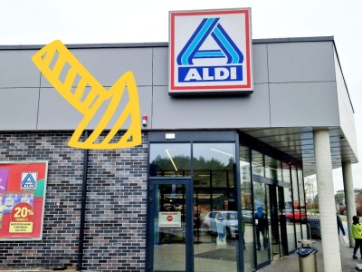 Idealne na lato i dla portfela. Spodnie z lnem za 39,99 zł podbijają Aldi, a co w Sinsay?