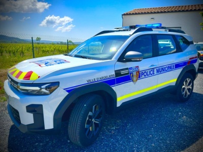 Nowa Dacia Bigster trafiła do Straży Miejskiej, na razie we Francji