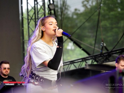 POZNAŃ: To był Piknik na FEST! Dla Wielkopolanek i Wielkopolan zagrali: Sara James, Afromental, Margaret, T.LOVE [ZDJĘCIA, FILM]