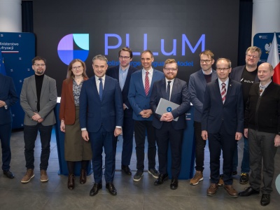 Duży model językowy PLLuM pochłonął 14,5 mln zł. Zapytaliśmy twórców, co zyskają Polacy
