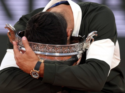 Roland Garros 2025: Carlos Alcaraz ponownie z Pucharem Muszkieterów!