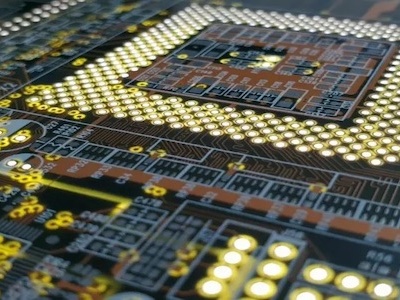 Dlaczego surowce do płyt PCB są takie ważne: wydajność, niezawodność i koszt