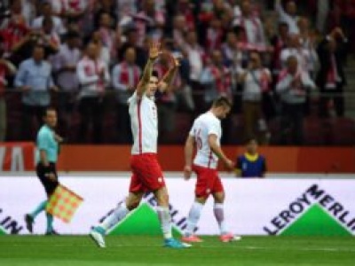Probierz odsunął Lewandowskiego jednym telefonem? Kulisy szokującej decyzji