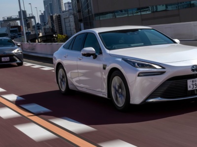 Toyota i Waymo testują auta bez kierowcy. To zapowiedź rewolucji