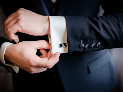 Stylowe dodatki do garnituru i eleganckich stylizacji męskich