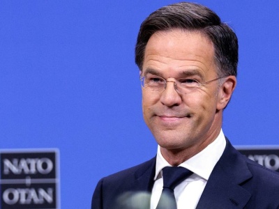 Mark Rutte ostrzega członków NATO przed Rosją. 