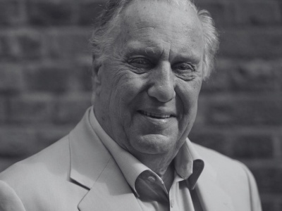 Frederick Forsyth nie żyje. Autor 