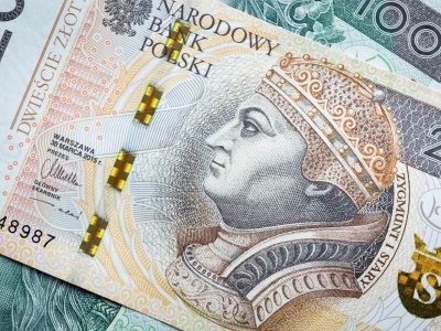 Twoja przyszła emerytura rośnie! Ponad 560 mld zł więcej na kontach Polaków