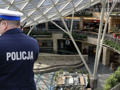 Wstrząsające odkrycie w Złotych Tarasach. Znaleźli ciało młodego mężczyzny