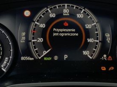 Kontrolki w nowoczesnych autach. Treść niektórych może cię zaskoczyć
