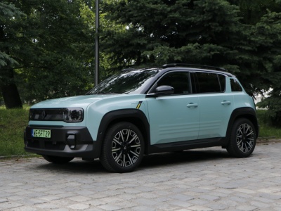 Jeździłem nowym Renault 4 E-tech. Najważniejszy powód, by je kupić, to geopolityka