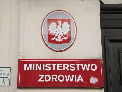 Co z podwyżkami płac minimalnych dla lekarzy i pielęgniarek?
