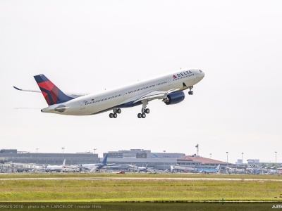 Amerykańska Delta też omija cła. Sprowadza Airbusy przez… Japonię
