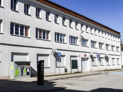 Czy w Olsztynie trzeba wziąć urlop, aby zarejestrować auto? Kolejki wciąż są problemem