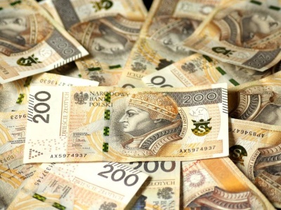 Prezes fundacji „Sanatoria Kardiologiczne dla Rolników” przywłaszczył sobie trzy bańki?