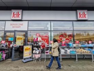 Niemiecki dyskont rozkręca się w Polsce. Otworzy nowy format sklepów