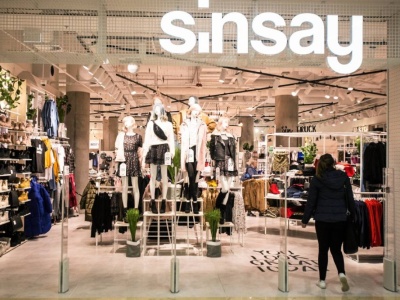 Ten stolik kawowy z Sinsaya będzie hitem. Kobiety polecają go sobie na Instagramie
