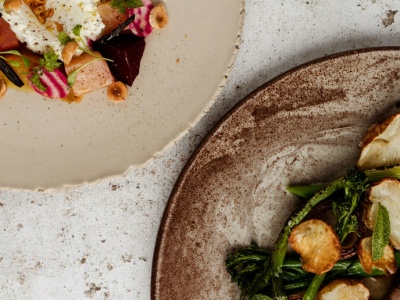 Dwie restauracje w rywalizują o miano najstarszej na świecie. Obie mają ponad 300 lat