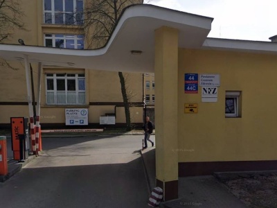 Tragiczny wypadek w Otwocku. Lekarka przygnieciona przez samochód