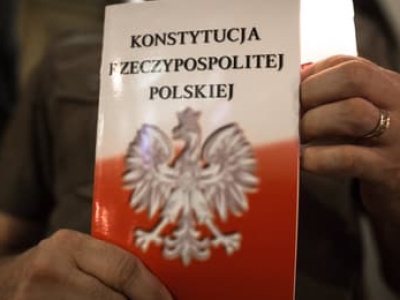 „Rząd miał przywracać praworządność, a odbiera nam prawo do sądu