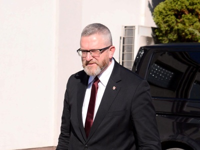 Wpis Grzegorza Brauna po ataku Izraela wywołał burzę. To jedno zdanie podzieliło sieć
