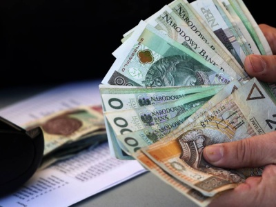 Inflacja wyhamowała mocniej, niż sądzono. Pierwszy spadek cen od miesięcy
